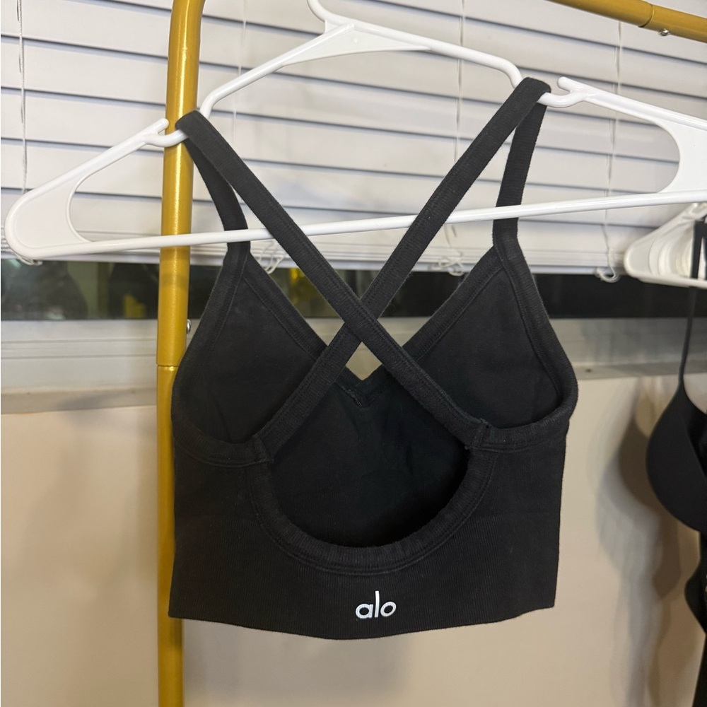ALO Yoga Black Cross-Strap Sports Bra